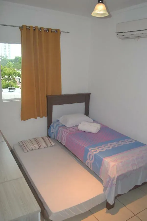 Apartamento De Dois Quartos Em Ponta Negra - Excelente Localizacao 나탈 아파트